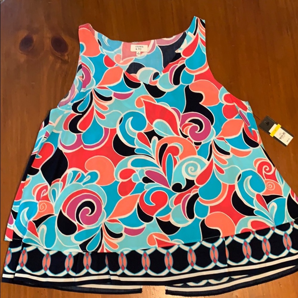 Crown & Ivy Tank Top, size M